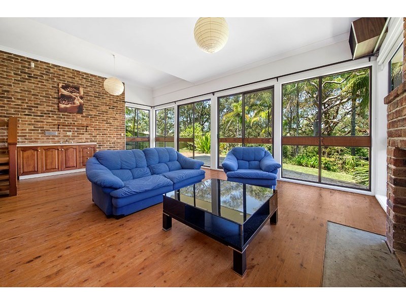 34 Jervis Drive, Illawong NSW 2234