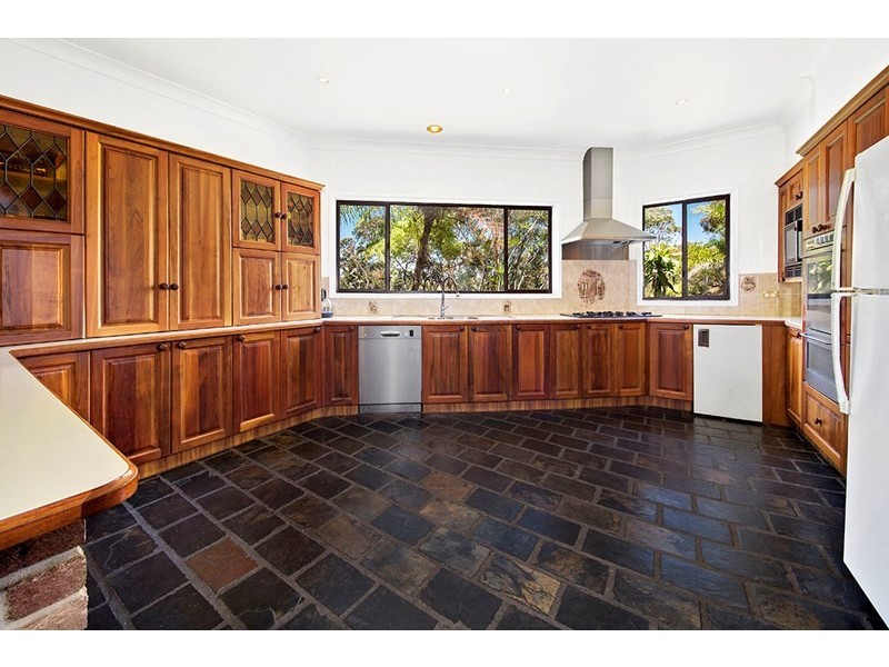 34 Jervis Drive, Illawong NSW 2234