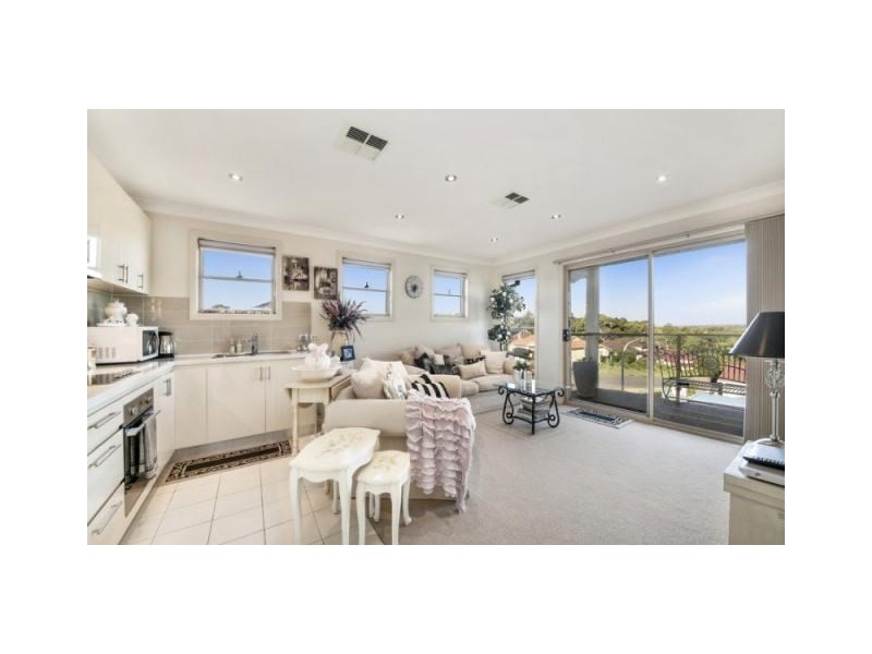 1 Melville Place, Barden Ridge NSW 2234