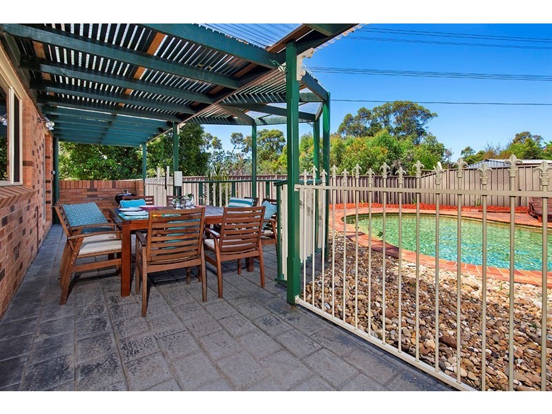 3 Ault Place, Illawong NSW 2234