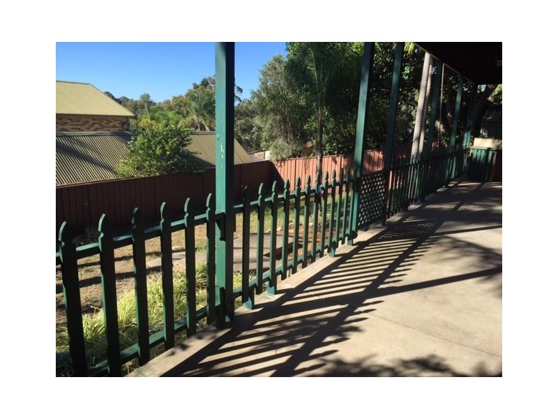 95 Blaxland Drive, Illawong NSW 2234