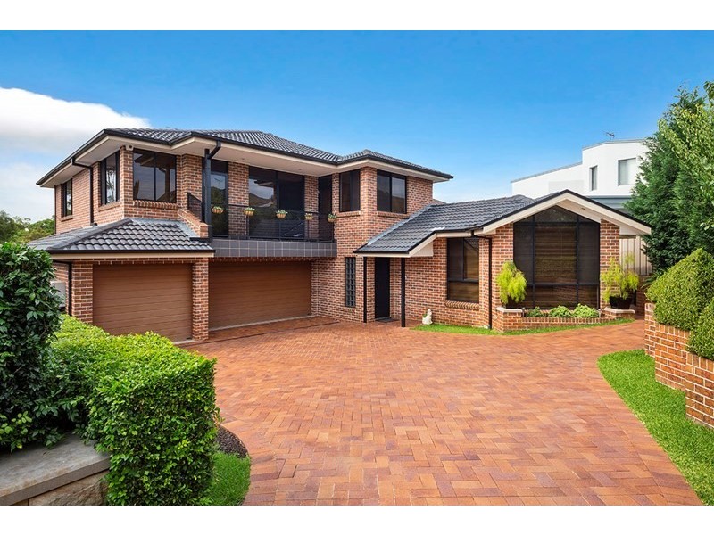 5 Colwyn Close, Menai NSW 2234