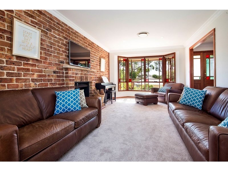 17 Thomas Mitchell Drive, Barden Ridge NSW 2234