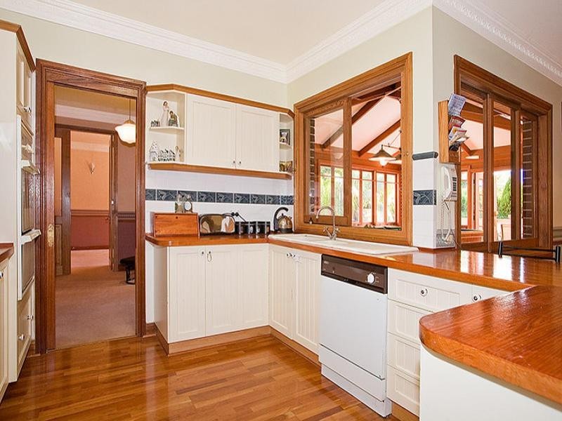 183 Brushwood Drive, Alfords Point NSW 2234