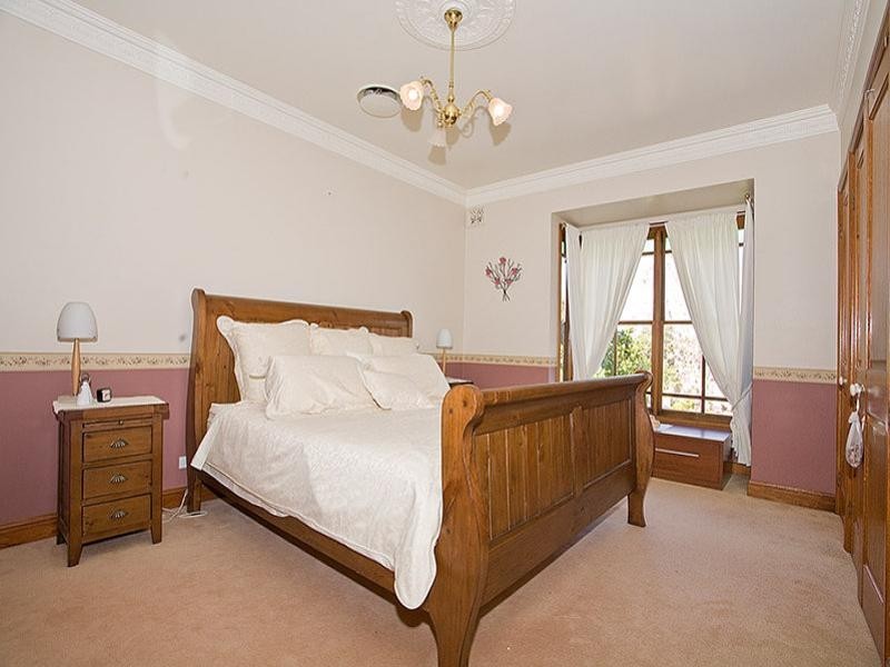 183 Brushwood Drive, Alfords Point NSW 2234