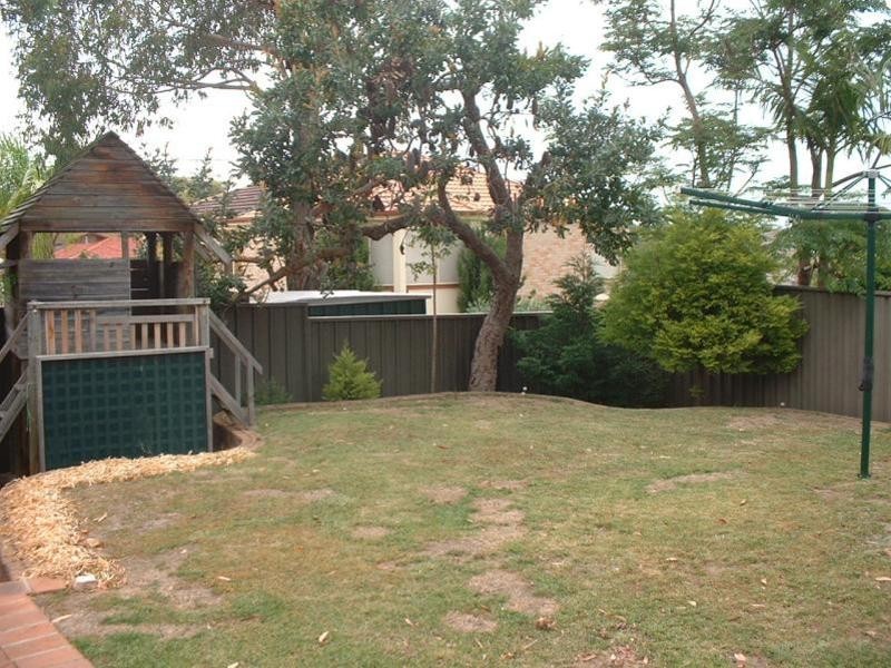 7 Northbrook Place, Illawong NSW 2234