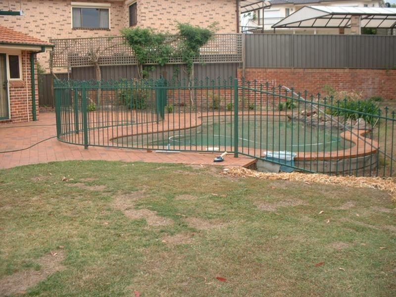 7 Northbrook Place, Illawong NSW 2234