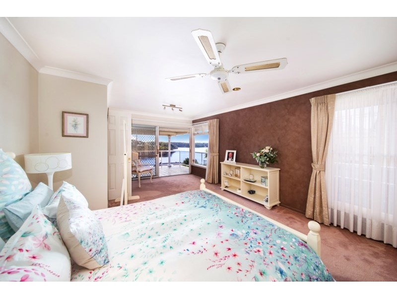 213 Fowler Road, Illawong NSW 2234