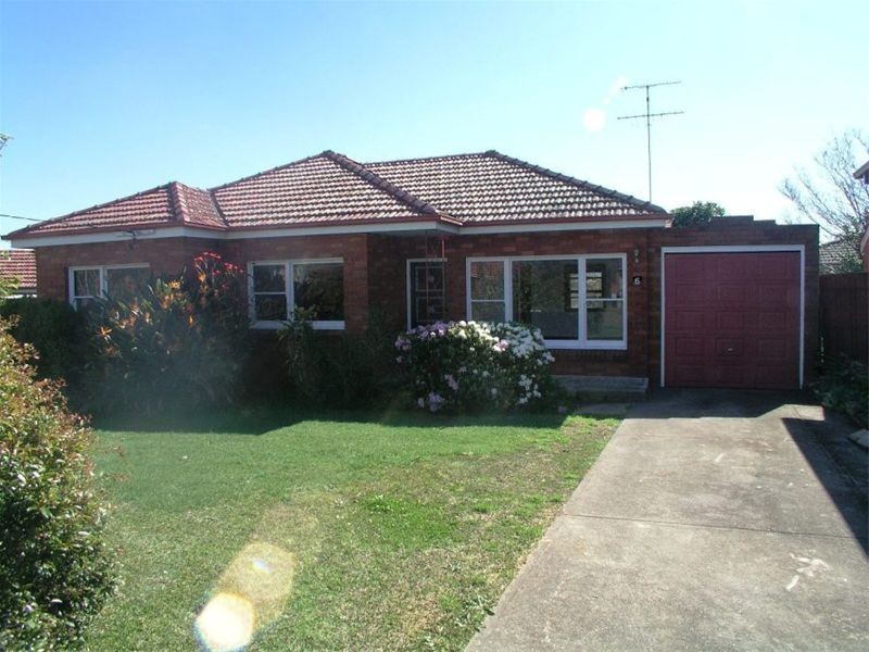 6 Levett Avenue, Beverly Hills NSW 2209