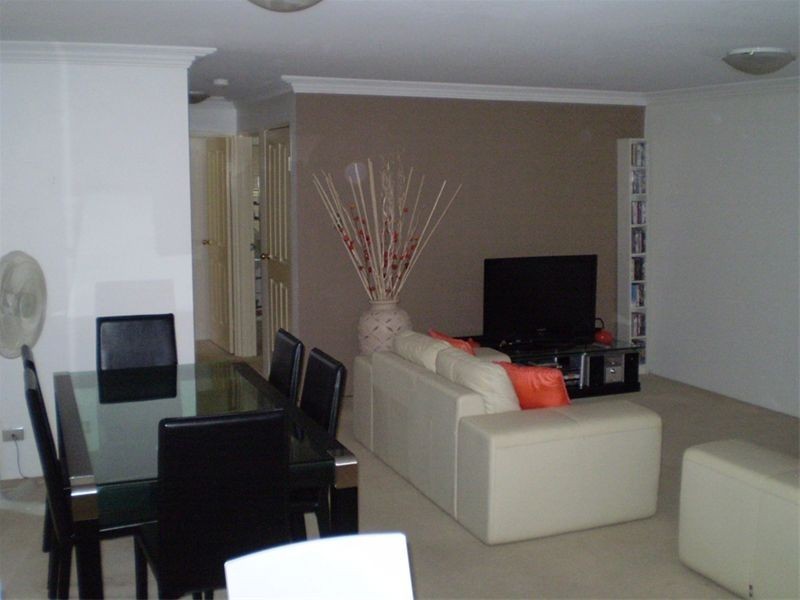 F9/6 Schofield Place, Menai NSW 2234