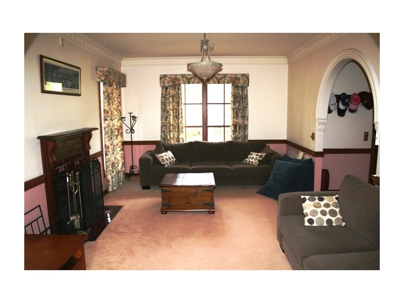 4 Brice Close, Illawong NSW 2234