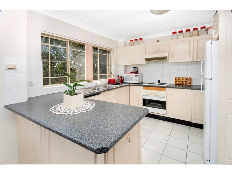 12/24 Arnold Place, Menai NSW 2234