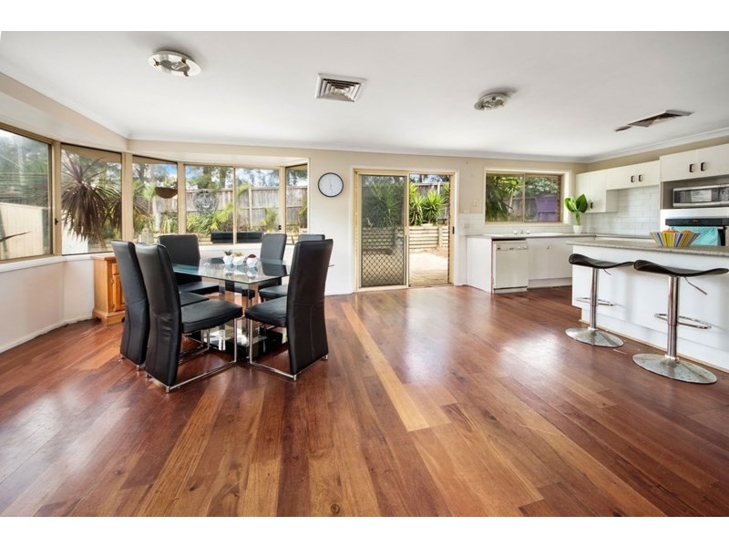 14 Arnold Place, Menai NSW 2234