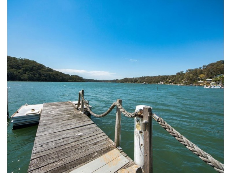 215 Fowler Road, Illawong NSW 2234