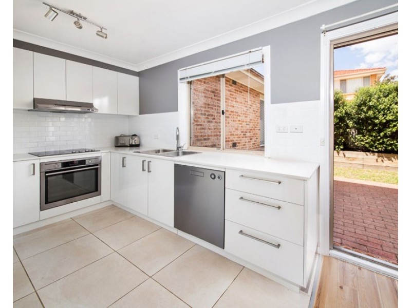 7/22 Dewberry Close, Menai NSW 2234