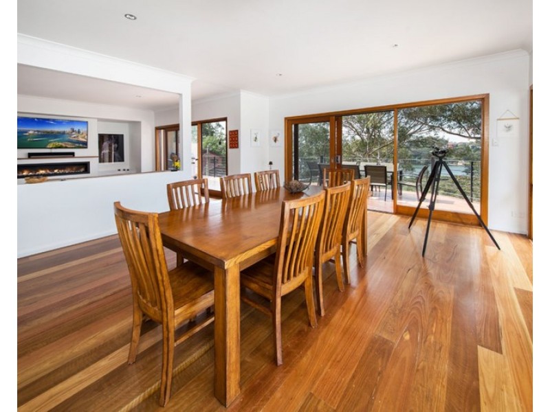 16 Fowler Road, Illawong NSW 2234