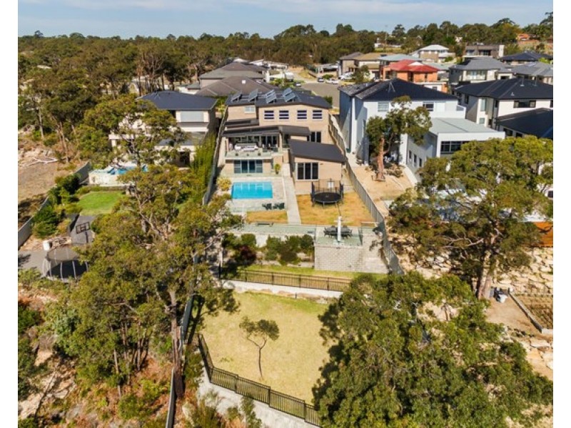 13 Kershaw Road, Menai NSW 2234