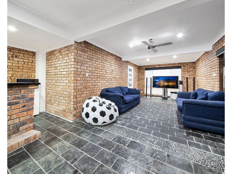 192 Fowler Road, Illawong NSW 2234