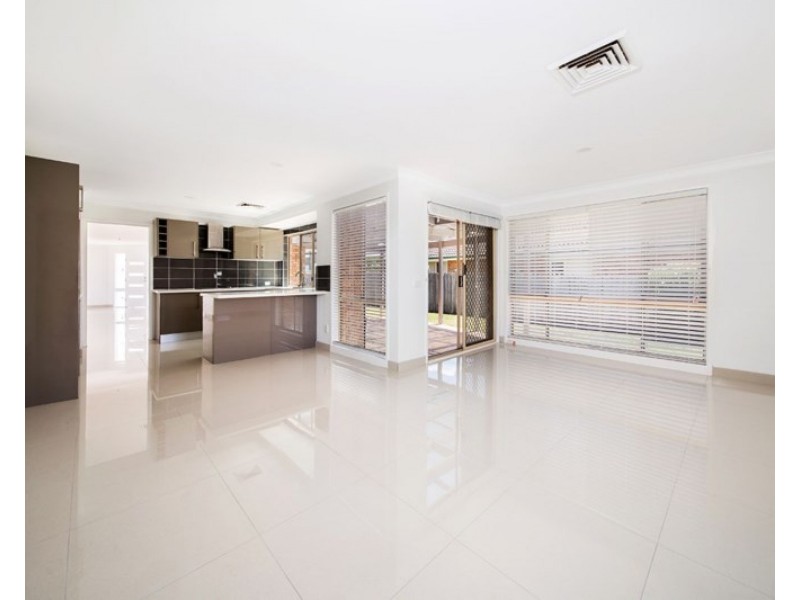 15 Conway Street, Menai NSW 2234