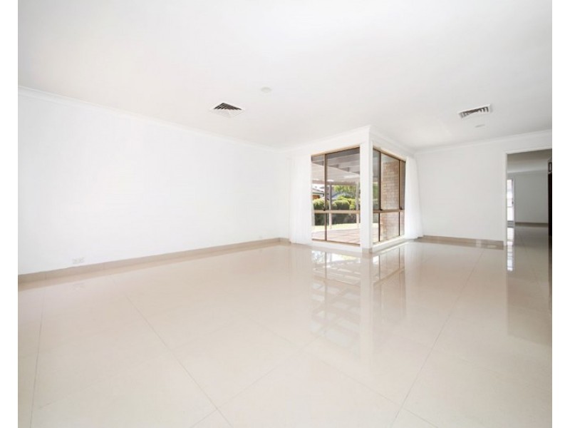 15 Conway Street, Menai NSW 2234