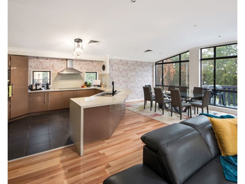 13 Poinciana Row, Menai NSW 2234