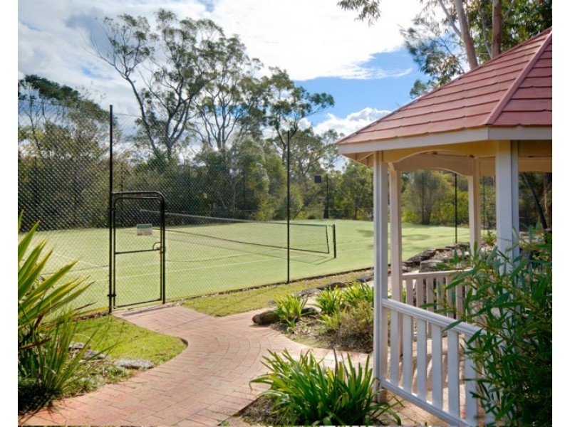 2/2 Peachtree Way, Menai NSW 2234