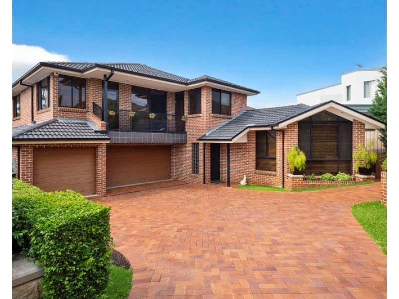 5 Colwyn Close, Menai NSW 2234