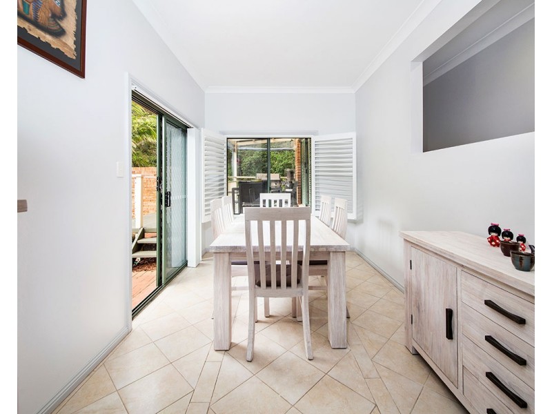 2/84 Griffin Parade, Illawong NSW 2234