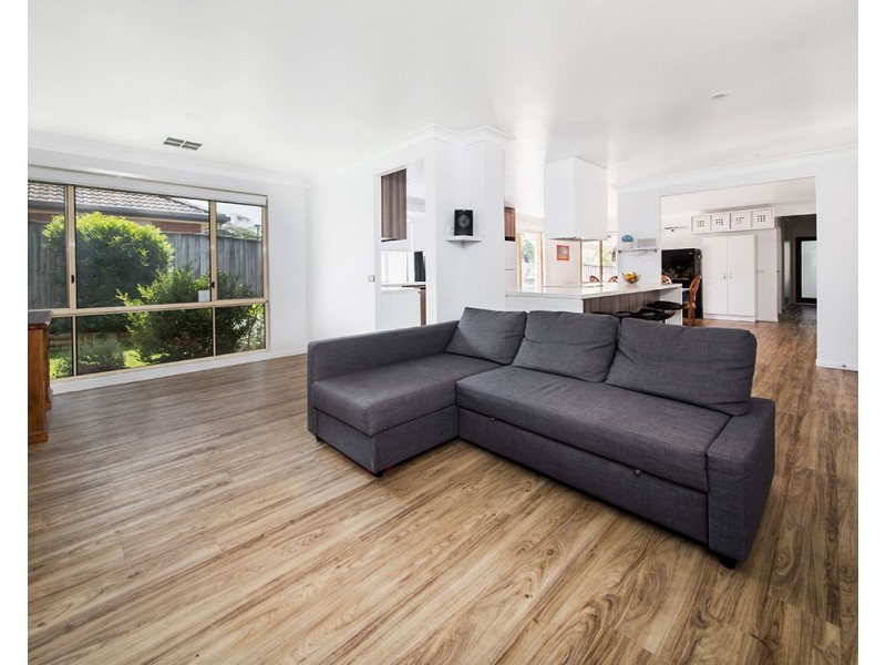 15 Poinciana Row, Menai NSW 2234