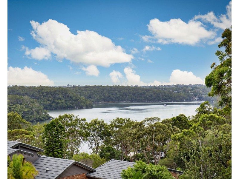 6 Gascoyne Place, Illawong NSW 2234