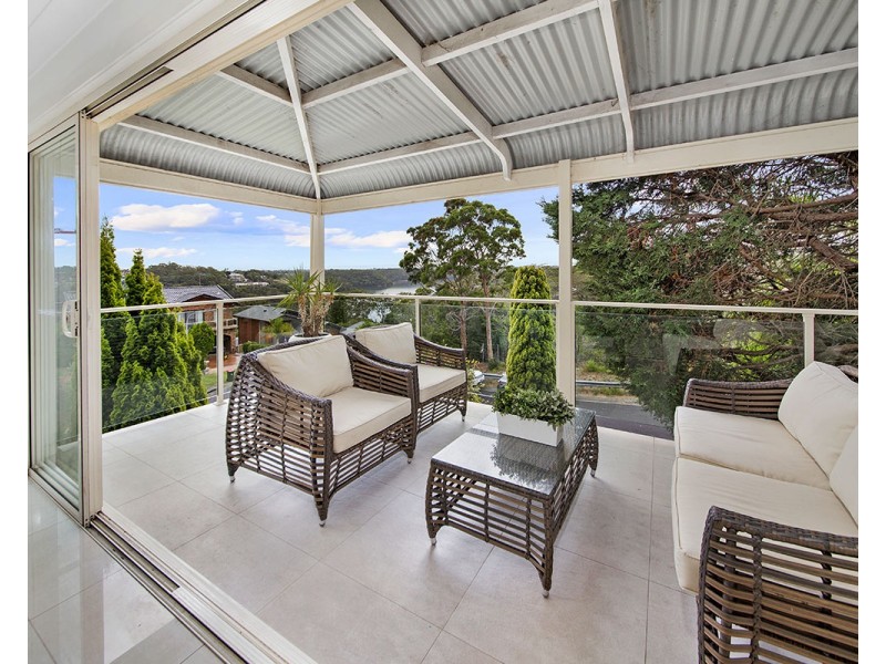 6 Gascoyne Place, Illawong NSW 2234