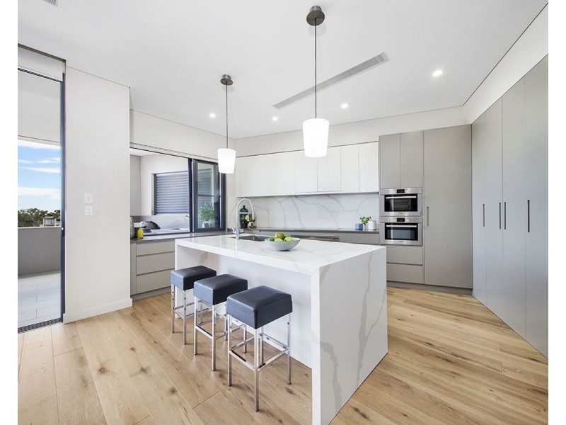 10 Bachli Place, Menai NSW 2234