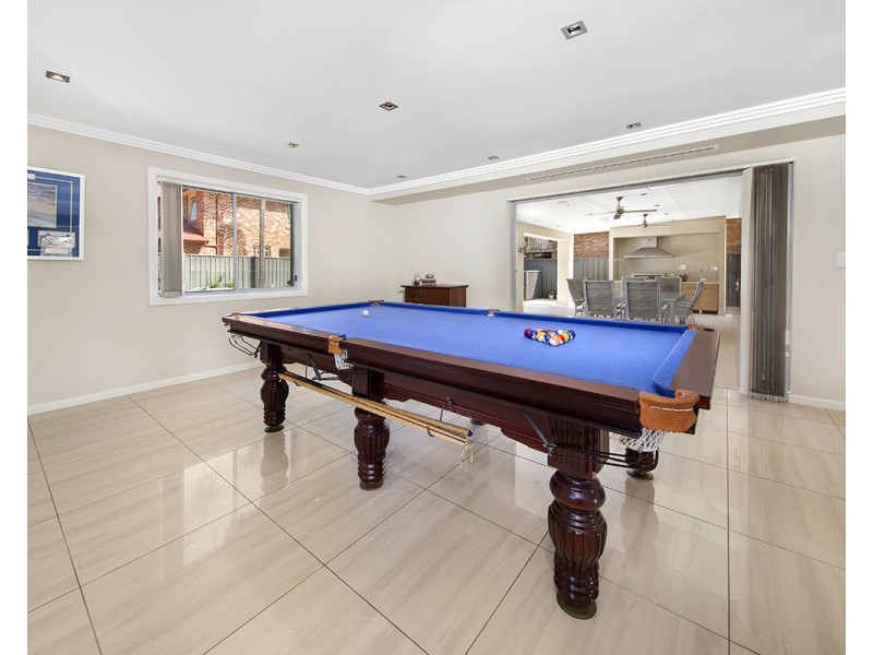 8 Sproule Road, Illawong NSW 2234