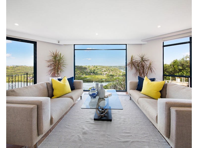 19 Sproule Road, Illawong NSW 2234