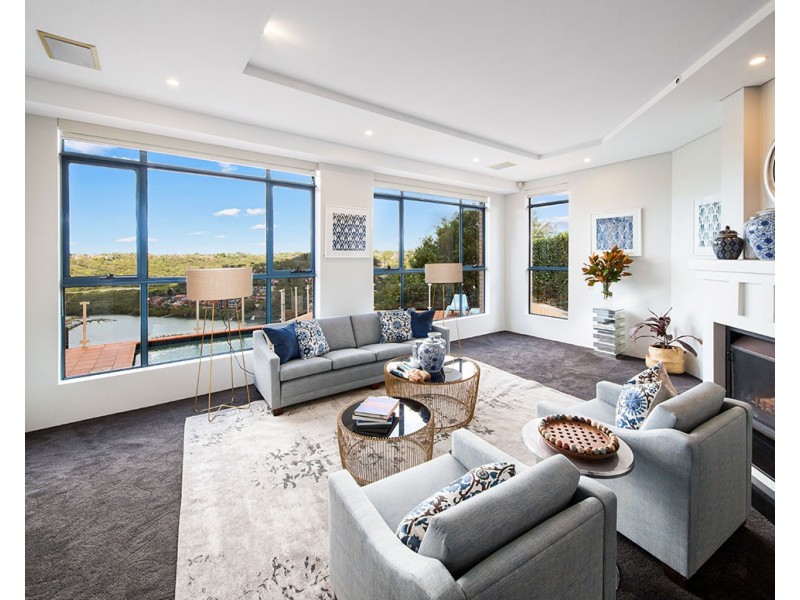 19 Sproule Road, Illawong NSW 2234