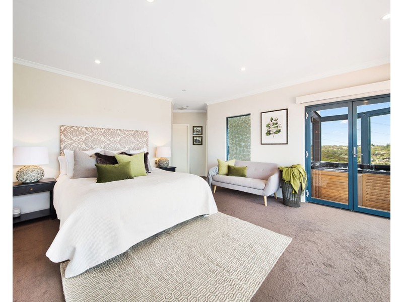 19 Sproule Road, Illawong NSW 2234