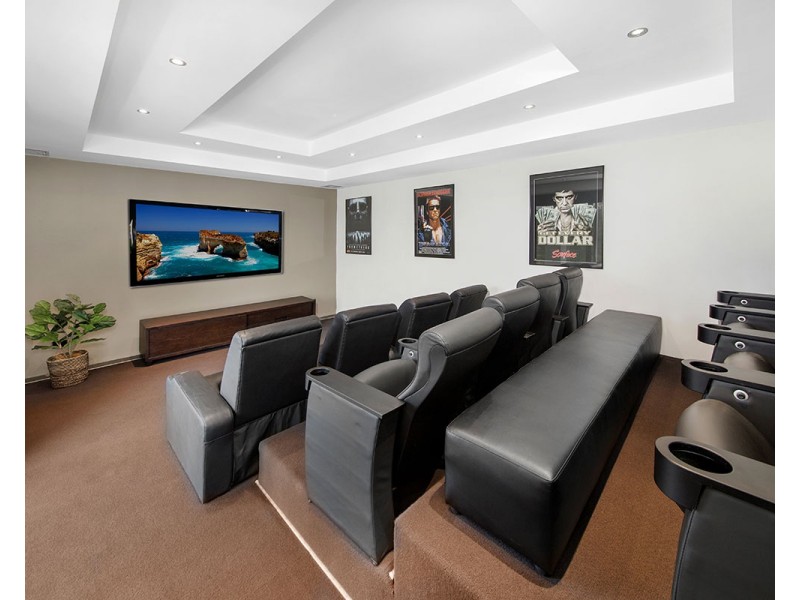 3 James Close, Menai NSW 2234