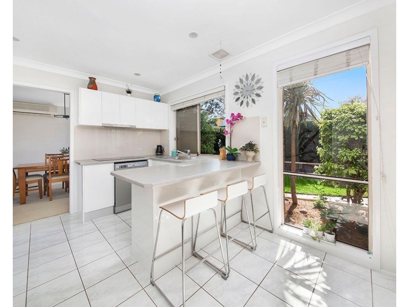 2/16 Amberwood Place, Menai NSW 2234