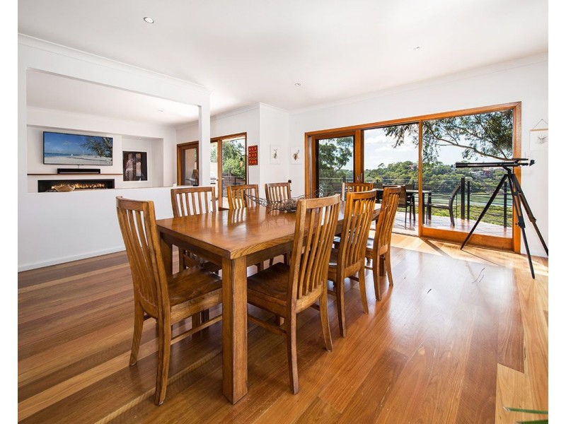 16 Fowler Road, Illawong NSW 2234