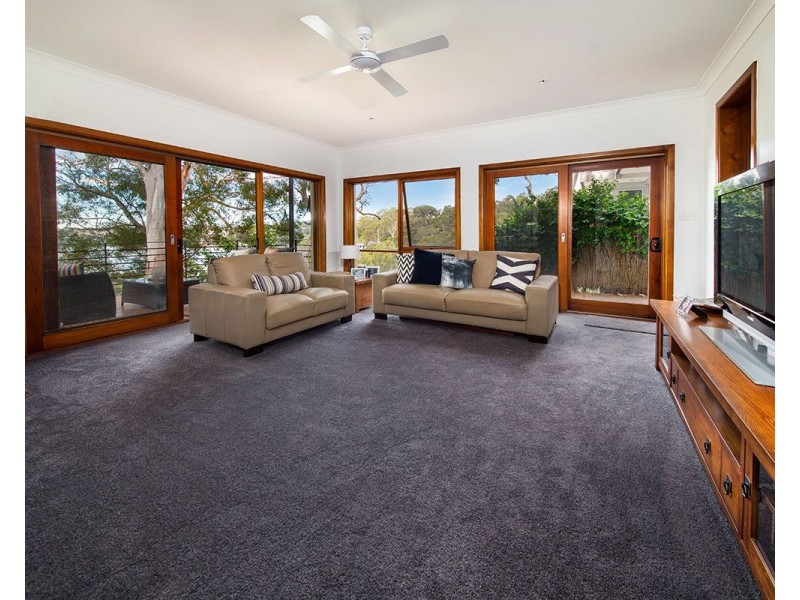 16 Fowler Road, Illawong NSW 2234