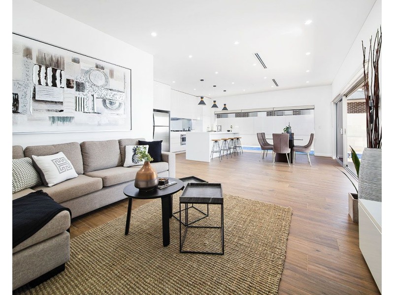 14 Bachli Place, Menai NSW 2234