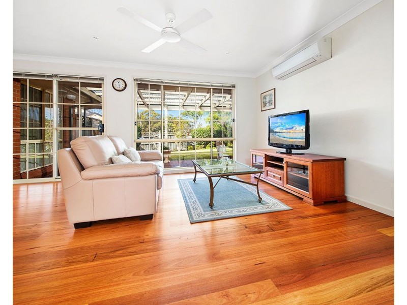 3 Fiddlewood Grove, Menai NSW 2234