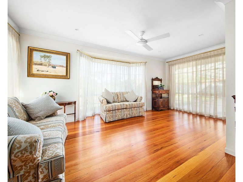 3 Fiddlewood Grove, Menai NSW 2234