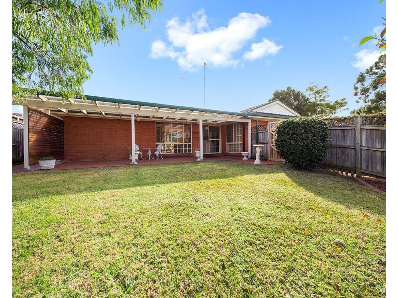 3 Fiddlewood Grove, Menai NSW 2234