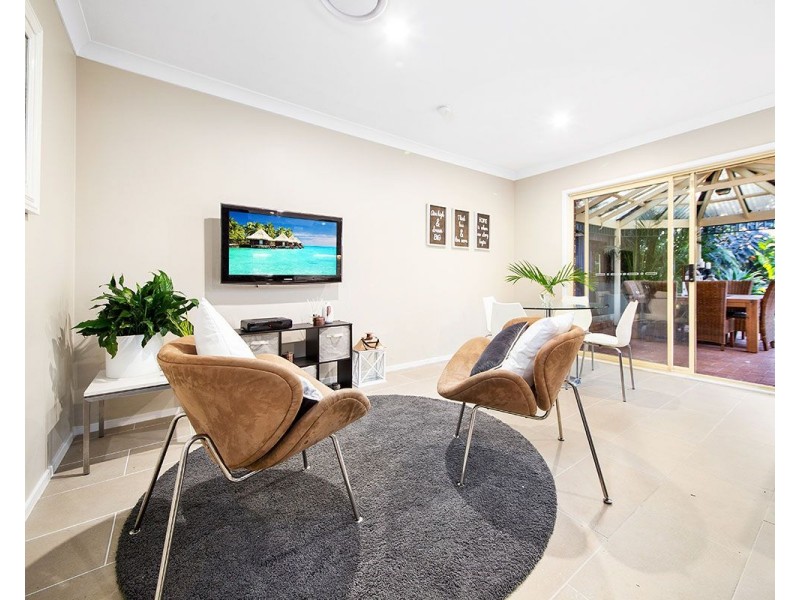 8 Bentley Grove, Menai NSW 2234