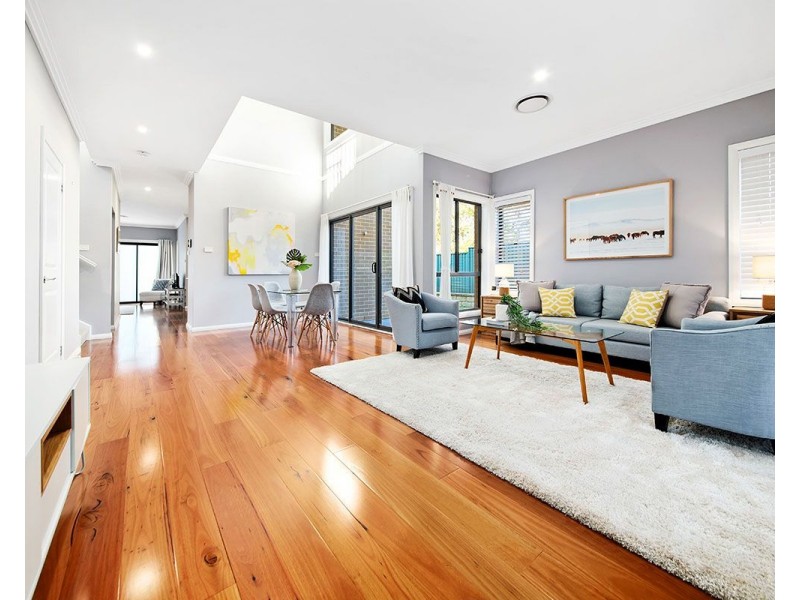 15 Nicolson Circuit, Menai NSW 2234