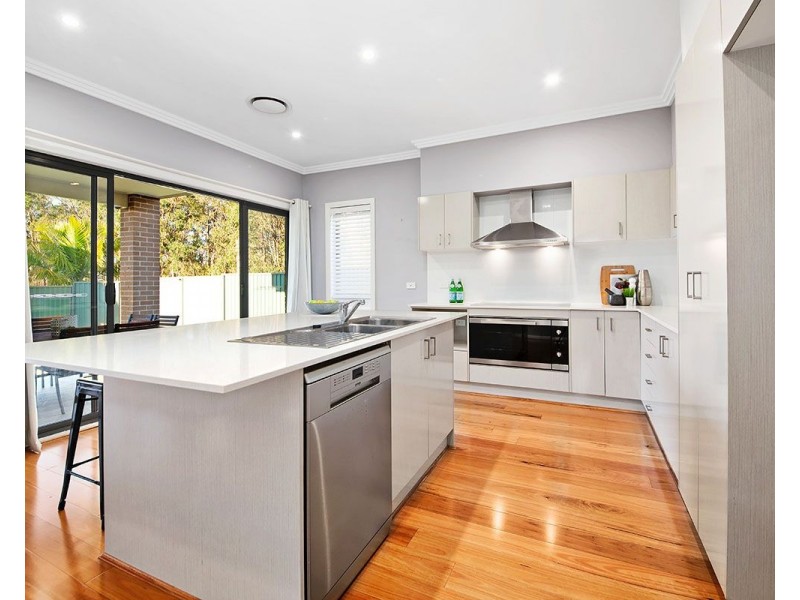 15 Nicolson Circuit, Menai NSW 2234