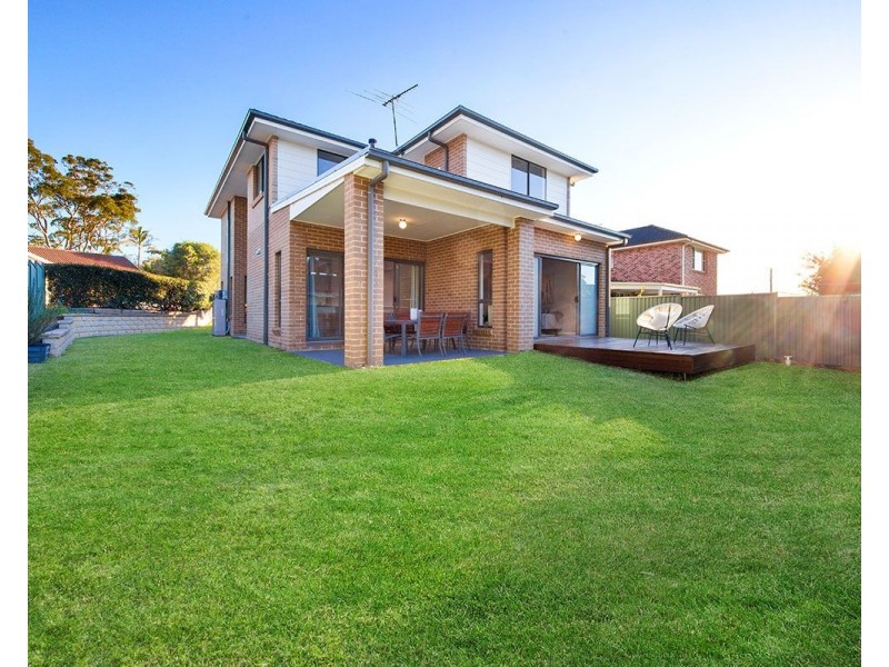 15 Nicolson Circuit, Menai NSW 2234
