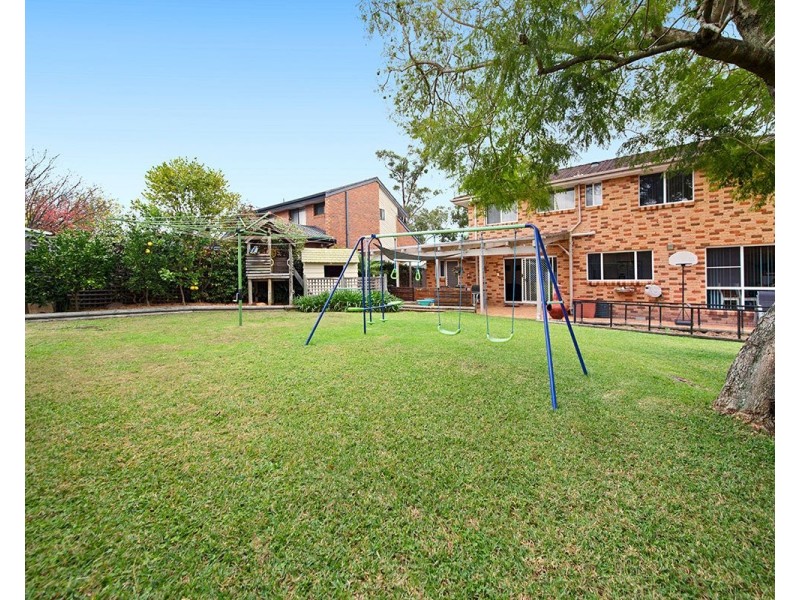 76 Hall Drive, Menai NSW 2234