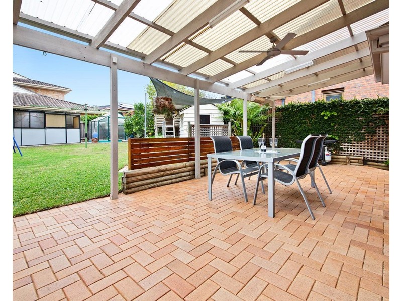 76 Hall Drive, Menai NSW 2234